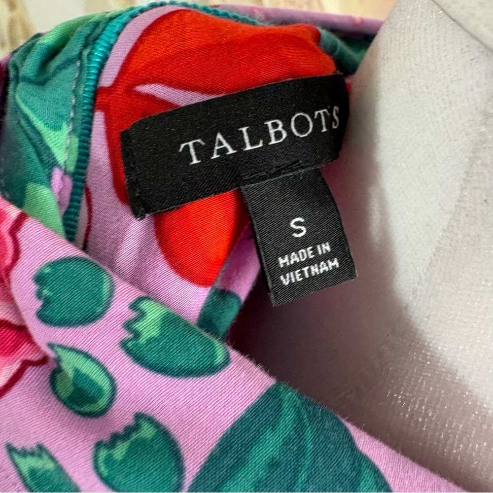 Talbots Floral Button-Up Shirt in Pink and Green - Picture 10 of 11